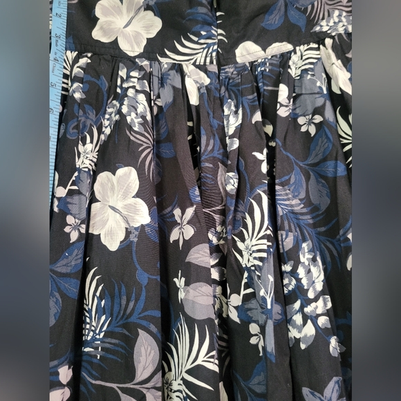 Banana Republic Blue and White A-Line Midi Skirt - Picture 6 of 16